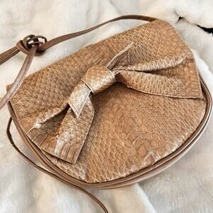 Vintage Giani Bernini Genuine Leather Snake Bow Shoulder Bag Tan Classic Purse